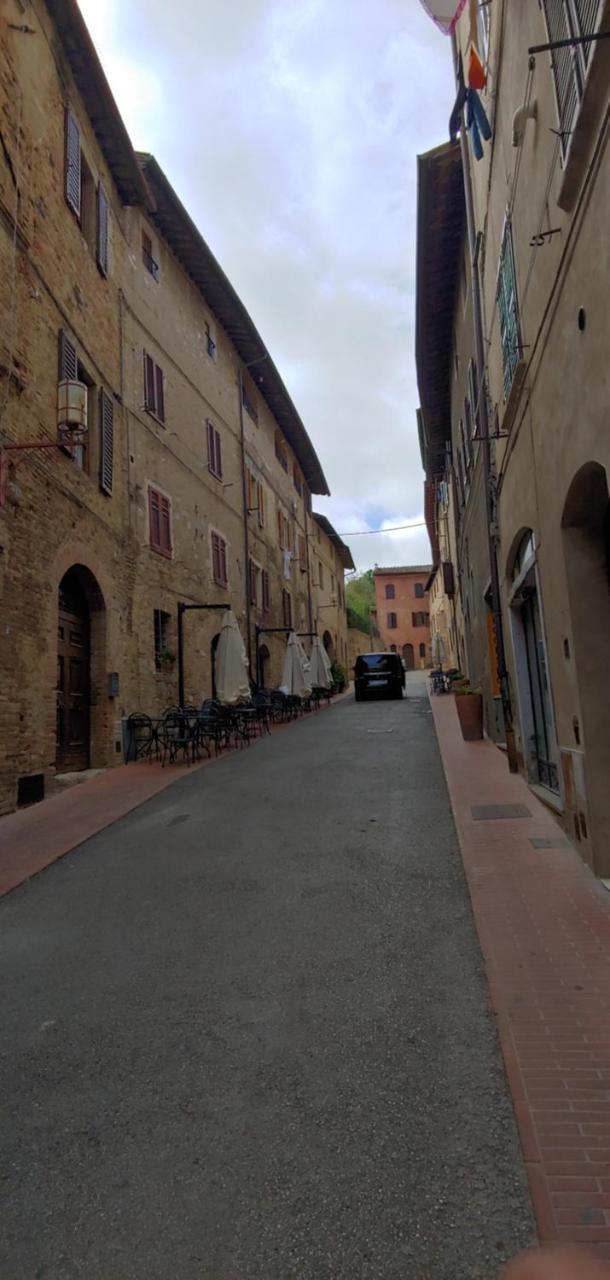 B&B Le Undici Lune ซานจีมิญญาโน ภายนอก รูปภาพ